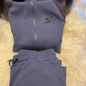 Nike Regular Fit Cargo fleece Jogger pant ( set )